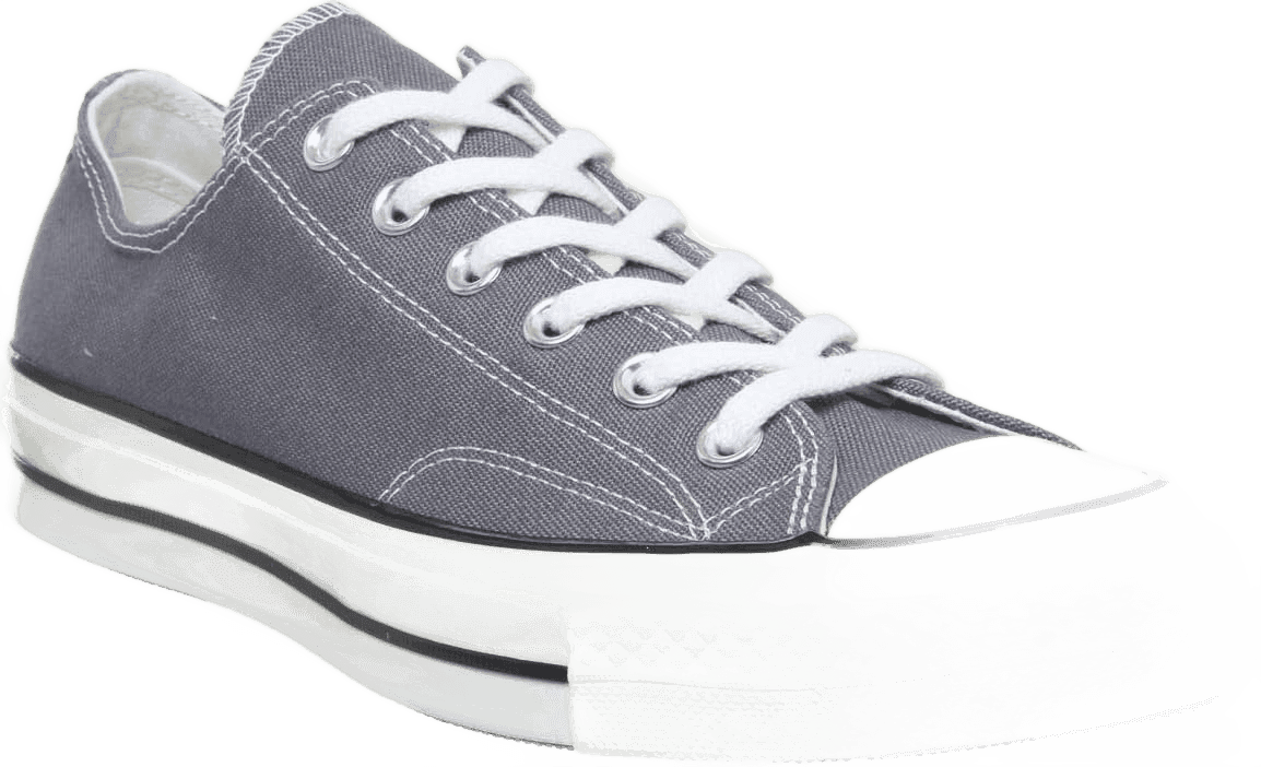 Converse Chuck 70 Low in white with background removed